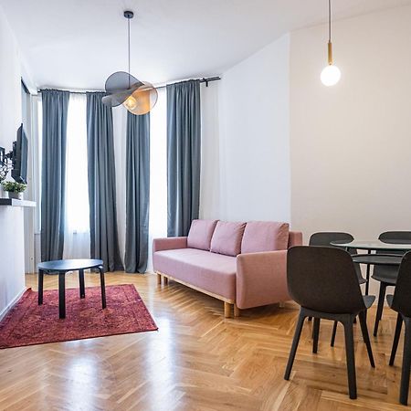 Zest And Nest Apartments In The Center Zagabria Esterno foto