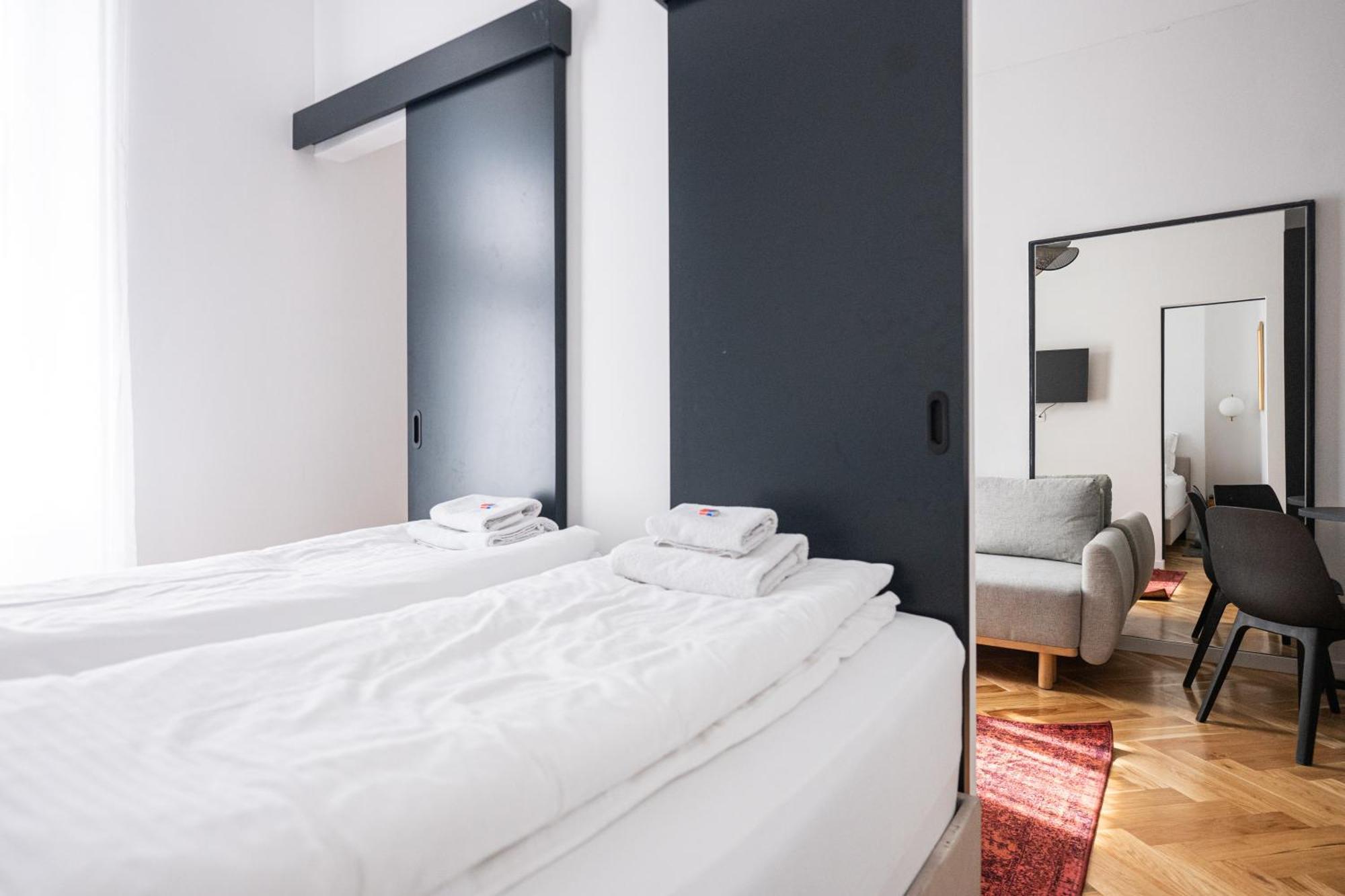 Zest And Nest Apartments In The Center Zagabria Esterno foto